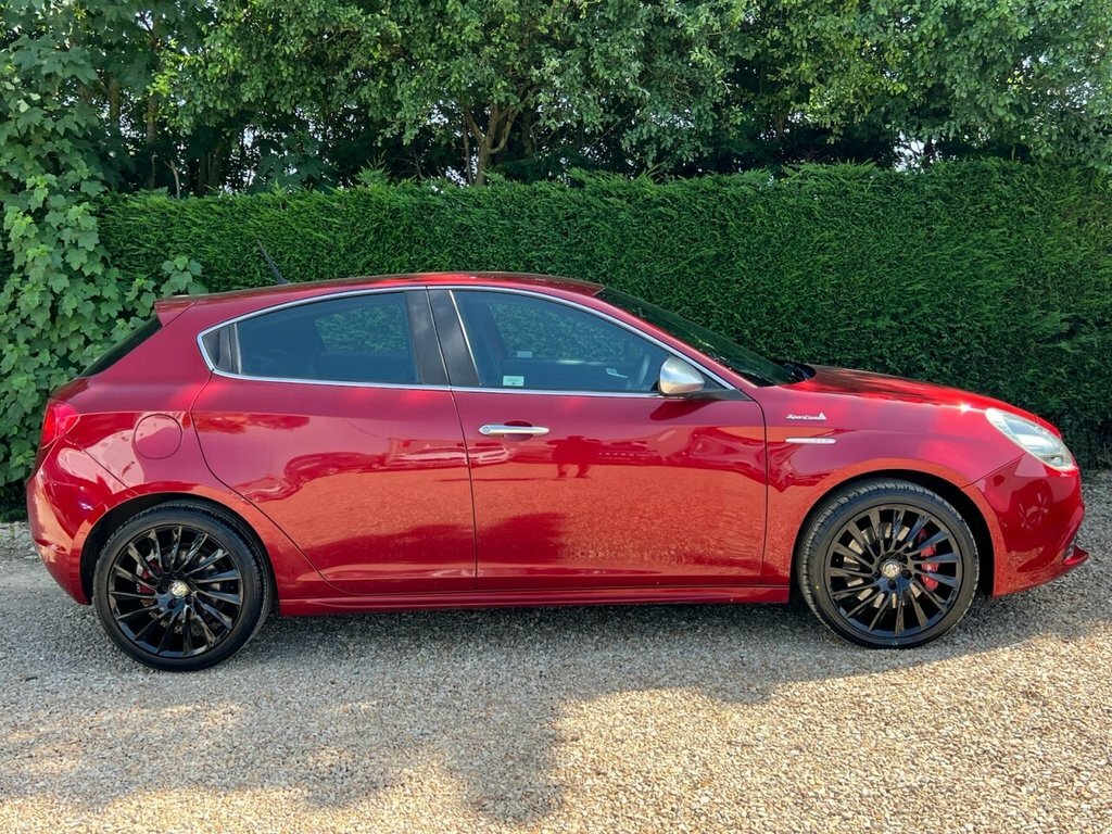 Alfa Romeo Giulietta 1.4L Sportiva Red #3