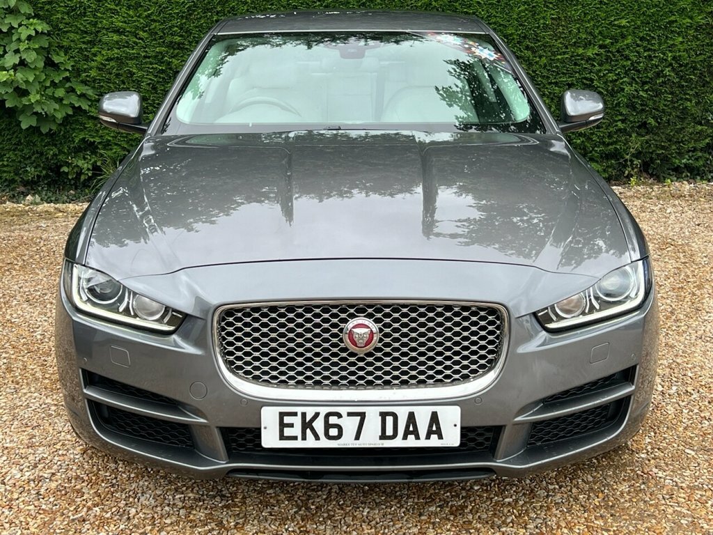 Jaguar XE 2L Portfolio EK67DAA Grey #3