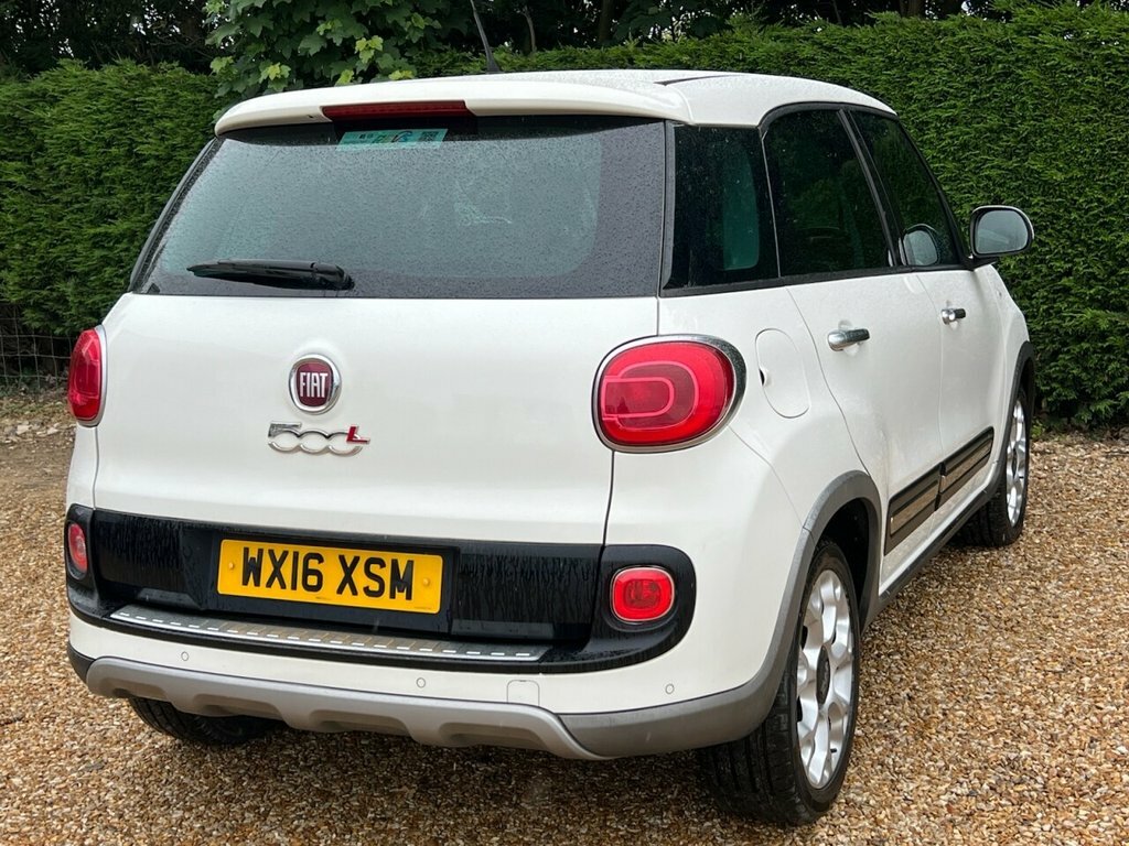 Fiat 500L 1.3L Trekking White #6