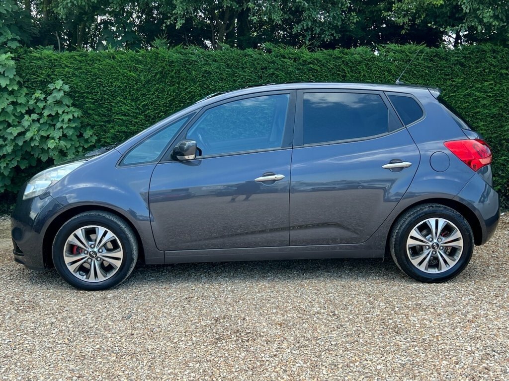 Kia Venga 1.6L 4 Silver #5