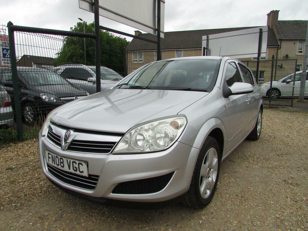 Vauxhall Astra Hatchback Black #7