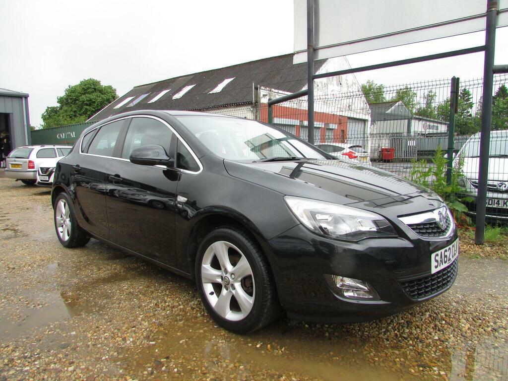 Vauxhall Astra 1.4 16V Sri Euro 5 Black