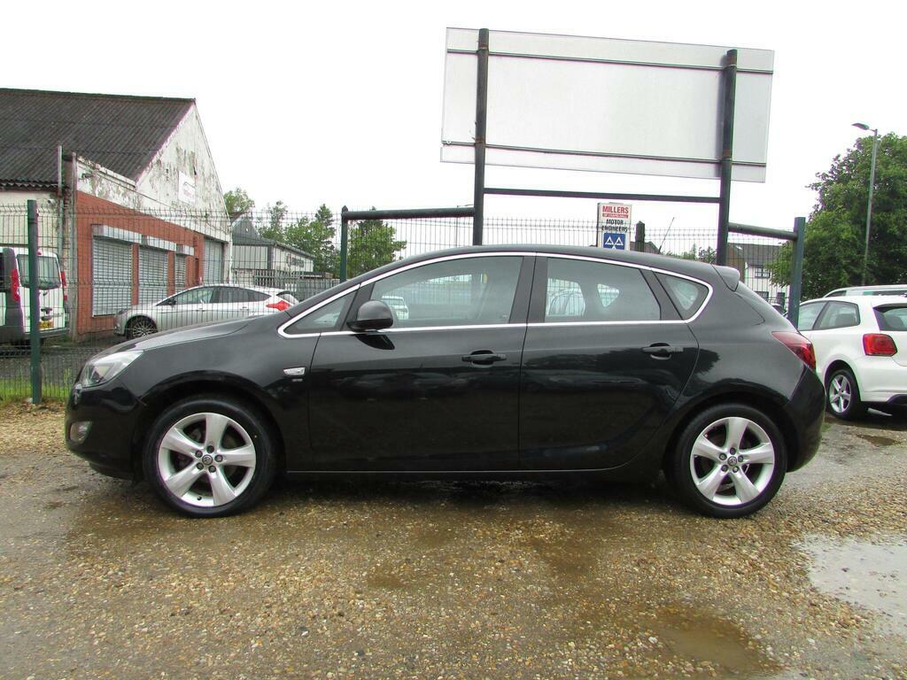 Vauxhall Astra 1.4 16V Sri Euro 5 Black #6
