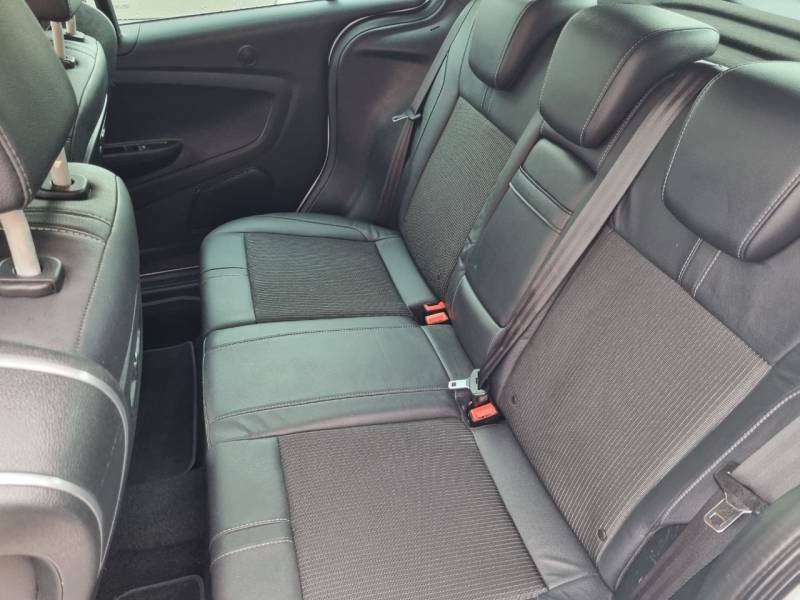 Ford B-Max 1.6 Titanium Powershift Silver #19