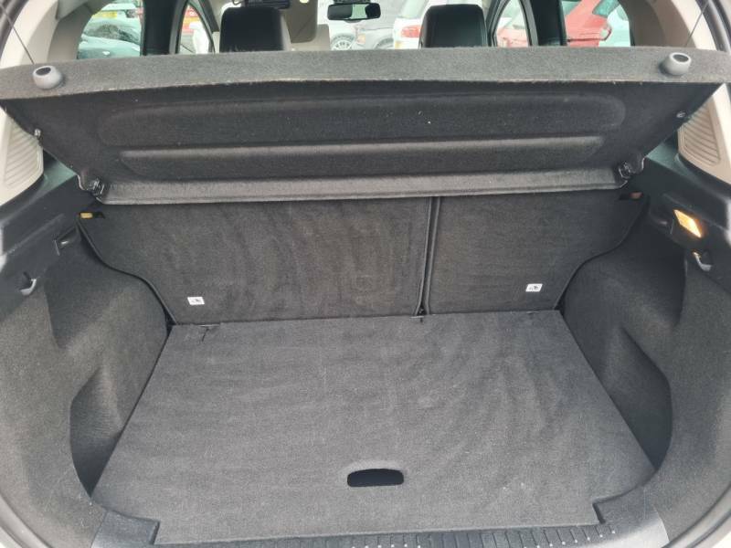 Ford B-Max 1.6 Titanium Powershift Silver #18