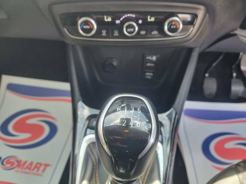 Vauxhall Crossland X Griffin Grey #14