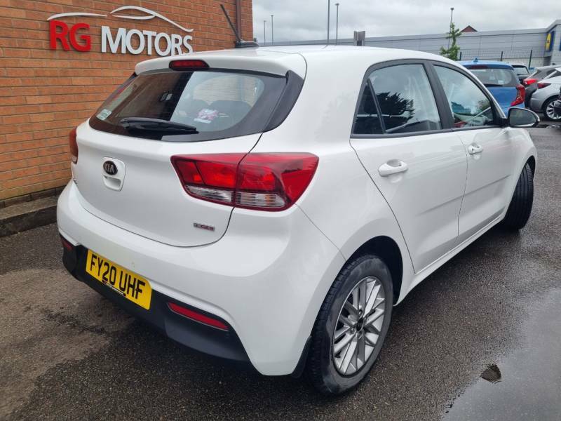 Kia RIO 1.0 T Gdi 2 White #3