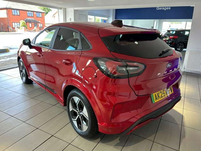 Ford Puma Standard Range 43Kwh Premium Suv Red #10