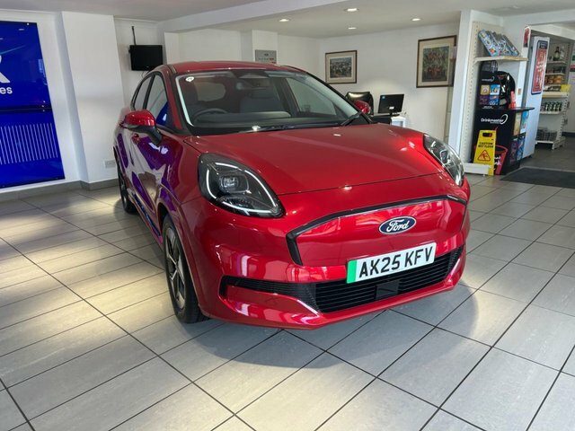 Ford Puma Standard Range 43Kwh Premium Suv Red #1