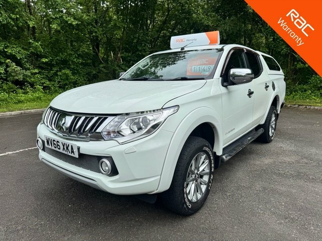 Mitsubishi L200 Pickup White