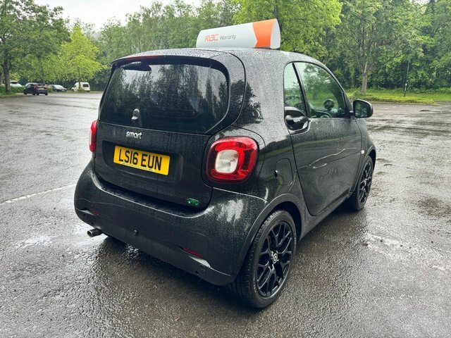 Smart Fortwo Coupe Black #4