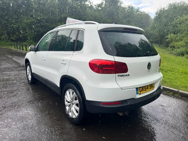 Volkswagen Tiguan Suv GK64BNJ White #2