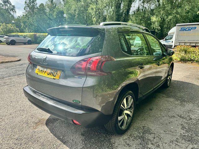 Peugeot 2008 1.6Bhdi 100Hp Allure Black #4