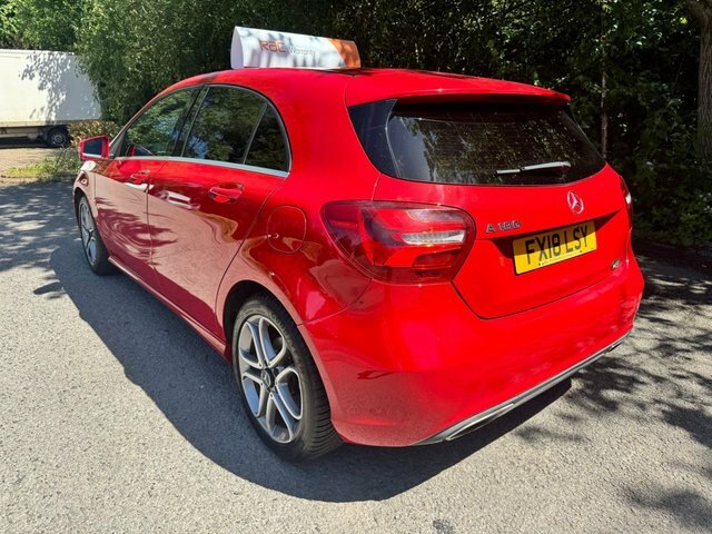 Mercedes-Benz A Class A 180 Sport Edition Red #4
