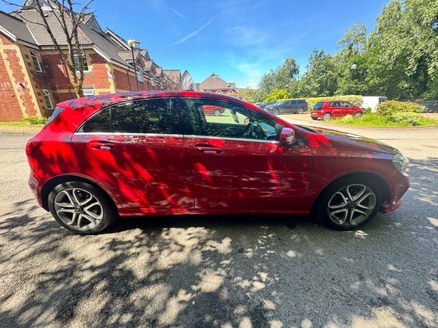 Mercedes-Benz A Class A 180 Sport Edition Red #5