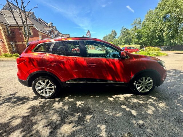 Renault Kadjar Suv Red #5