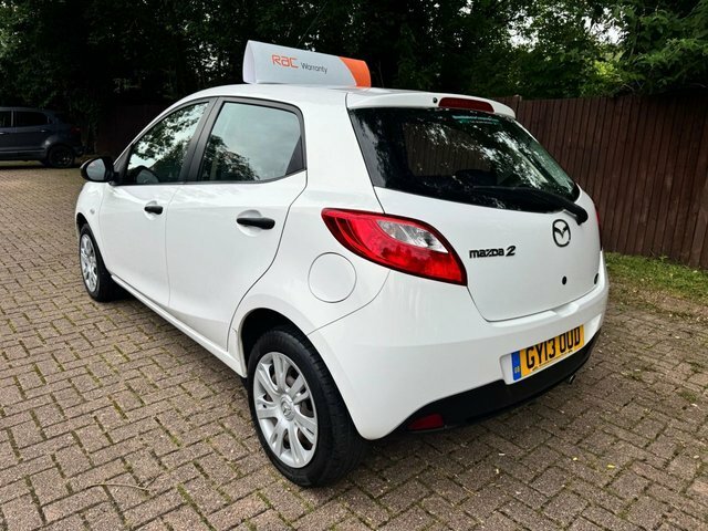 Mazda 2 Hatchback White #3