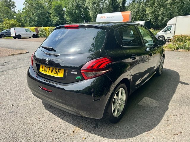 Peugeot 208 Hatchback Black #4