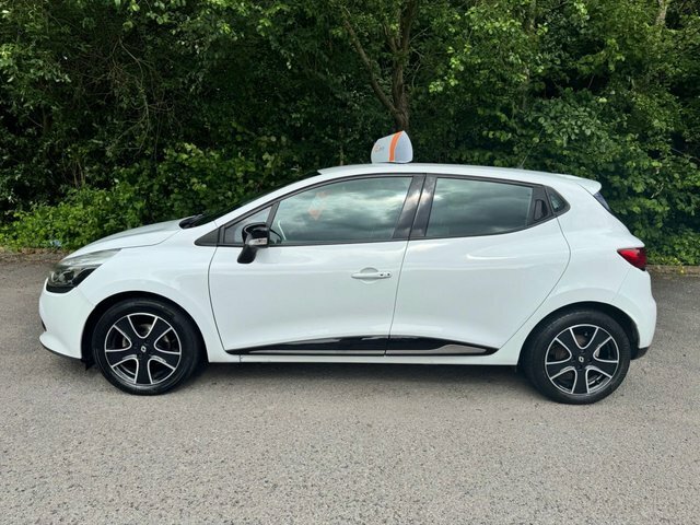 Renault Clio Hatchback White #2