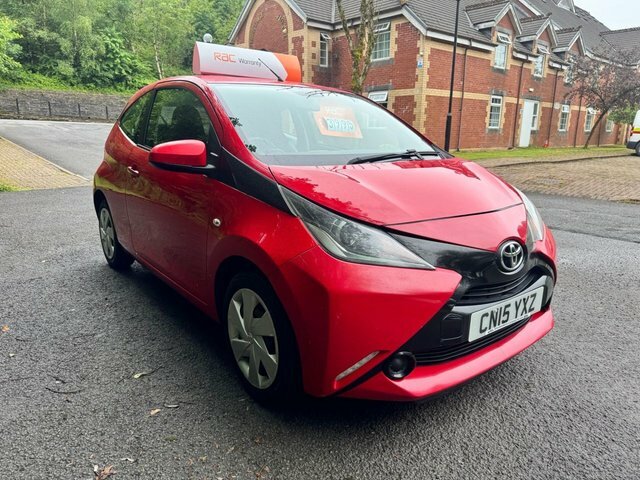 Toyota Aygo Hatchback Red #4