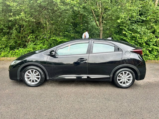 Honda Civic Hatchback Black #2