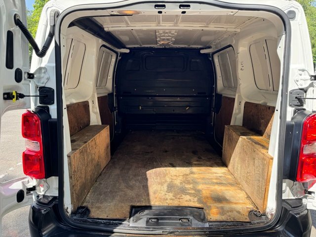 Peugeot Expert Mpv White #9