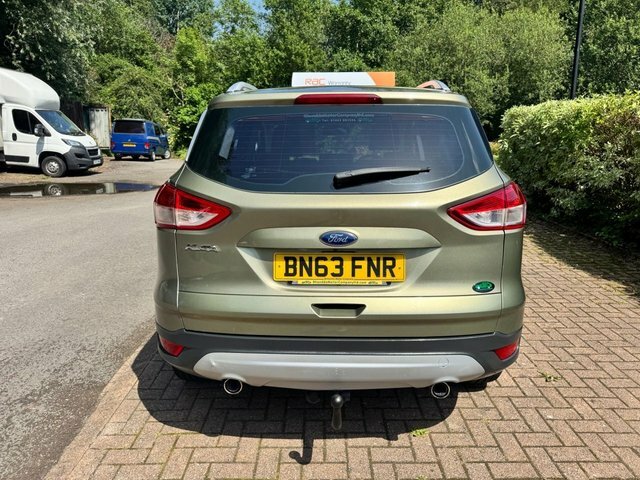 Ford Kuga Suv White #8