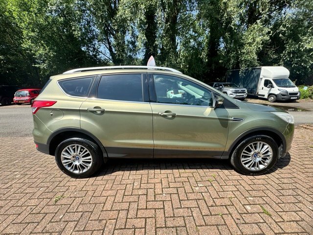Ford Kuga Suv White #5