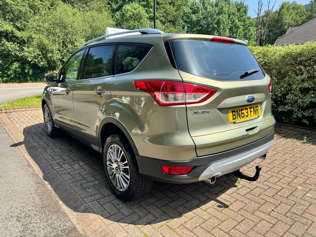 Ford Kuga Suv White #3