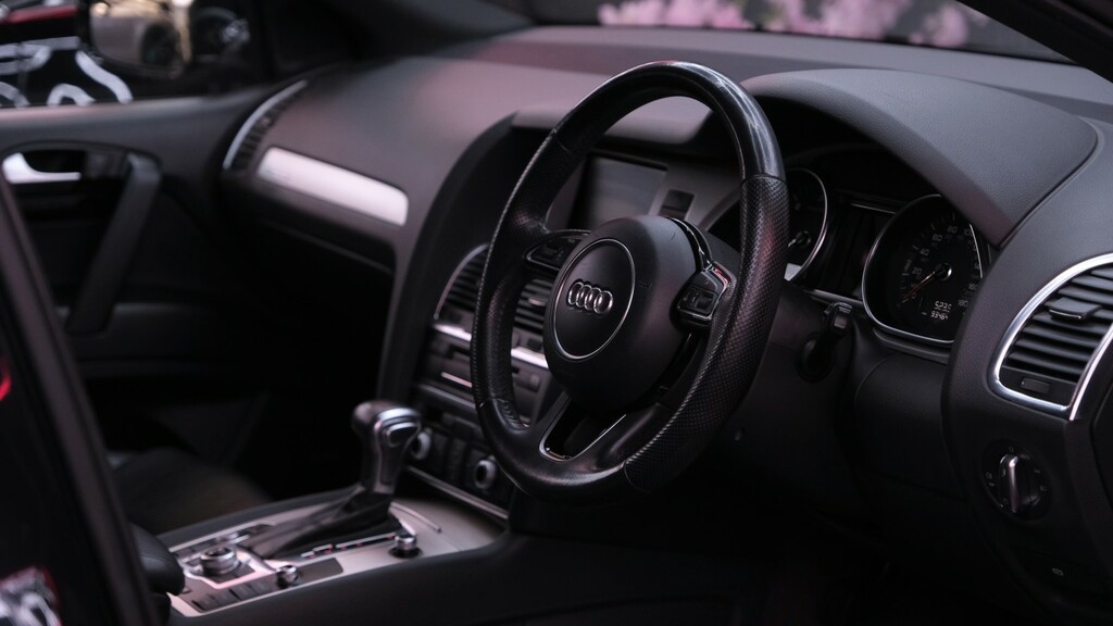 Audi Q7 Suv 3.0 Tdi V6 S Line Sport Edition 201564 DF64PYD Black #4