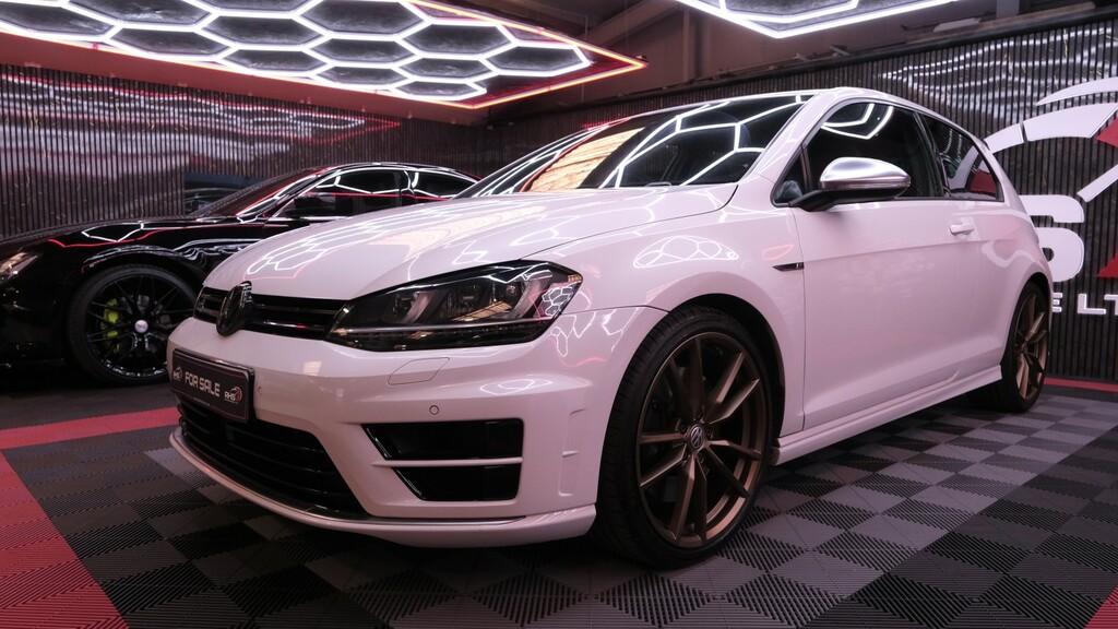 Volkswagen Golf 2.0 Tsi Bluemotion Tech R White