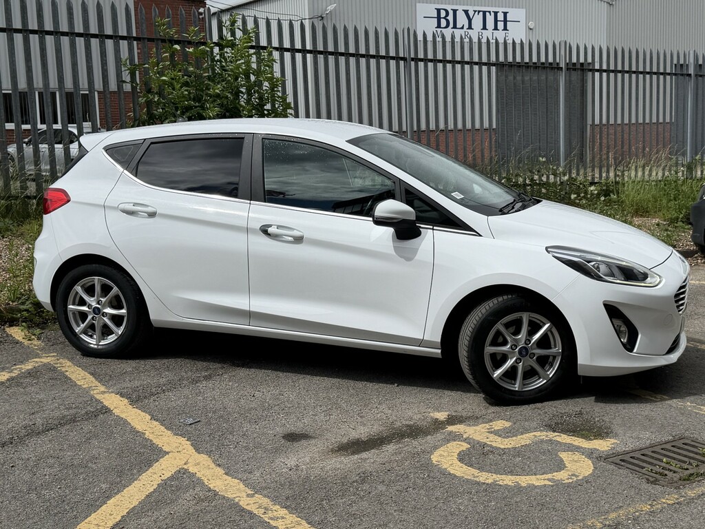 Ford Fiesta Hatchback 1.0 T Ecoboost Zetec 201818 White #2