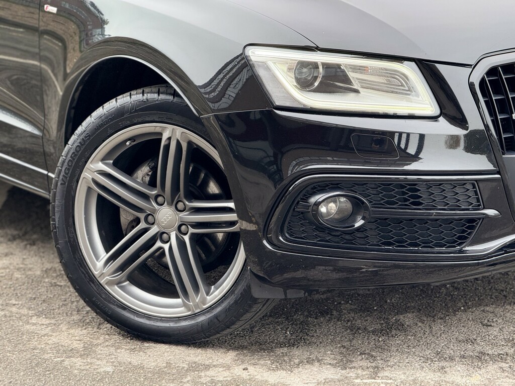 Audi Q5 2.0 Tdi S Line Black #3