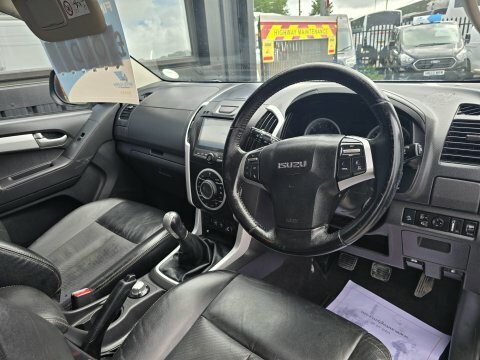 Isuzu D-Max 2.5Td Yukon Double Cab 4X4 Black #8