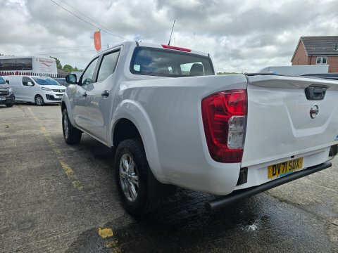 Nissan Navara Dci Acenta Shr White #4