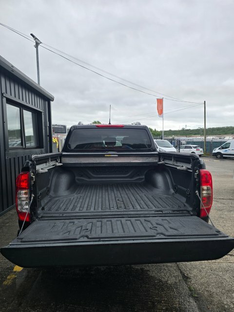 Nissan Navara Dci N-guard Shr Black #5
