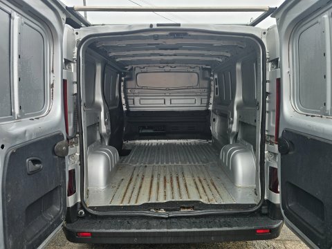 Renault Trafic Sl27 Sport Dci Silver #5