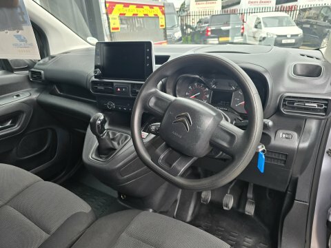 Citroen Berlingo Electric Silver #8