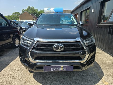 Toyota HILUX Invincible 4Wd D-4d Black #2
