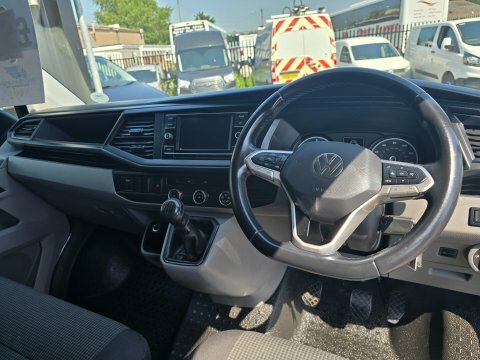 Volkswagen Transporter T28 Highline White #8