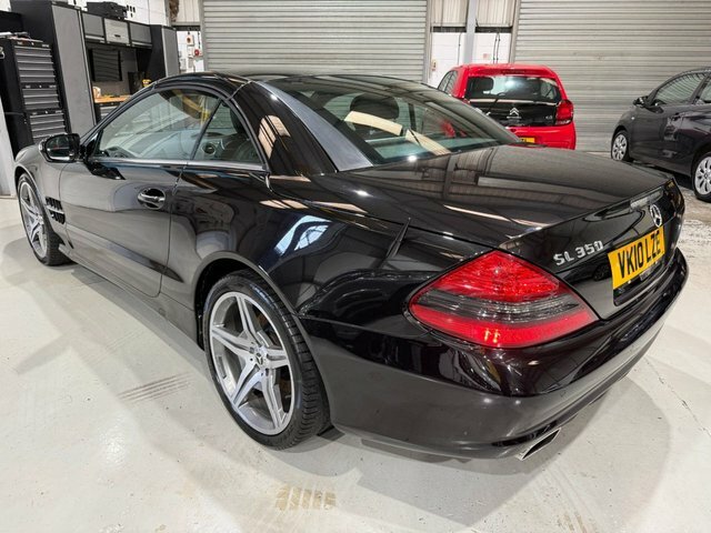 Mercedes-Benz SL Class 2010 3.5 Sl350 Night Edition Cabriolet Black #5