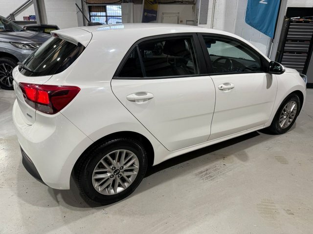 Kia RIO 2017 1.4 Crdi 2 Hatchback Euro 6 White #3