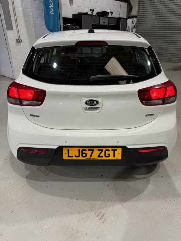 Kia RIO 2017 1.4 Crdi 2 Hatchback Euro 6 White #4