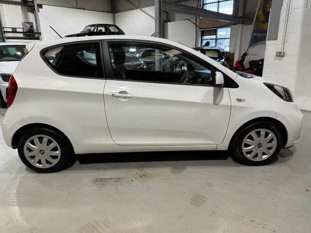 Kia Picanto 2012 1.0 1 Hatchback Euro 5 68Bh SW12OJT White #2