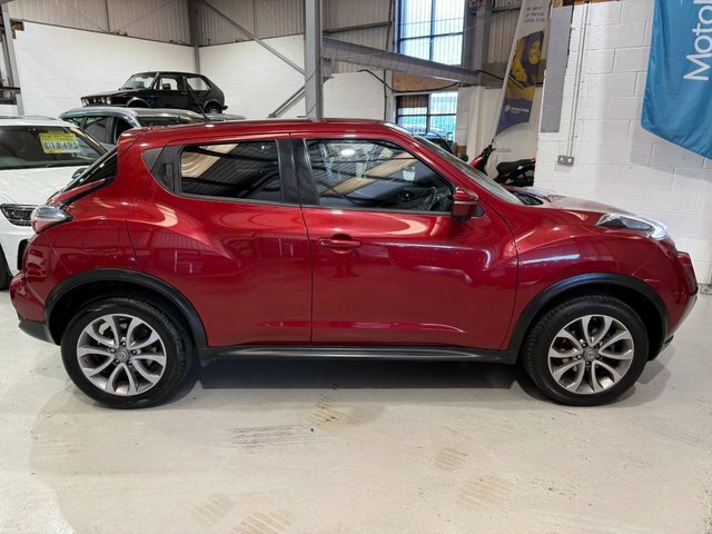 Nissan Juke 2014 1.6 Tekna Suv Xtron Euro 5 117Ps A Red #2