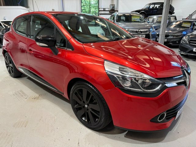Renault Clio 2014 0.9 Tce Dynamique S Medianav Hatchback Pe Red