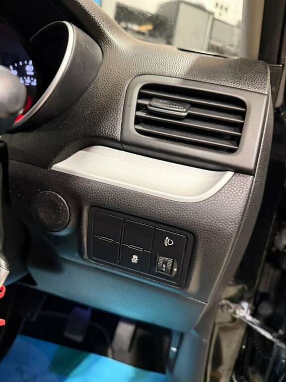 Kia Picanto Hatchback White #21
