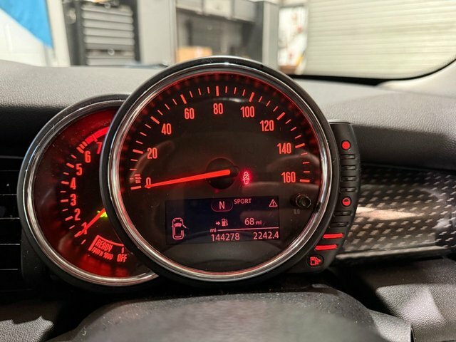 Mini Hatch 1.5 Cooper D 114 Bhp Orange #26