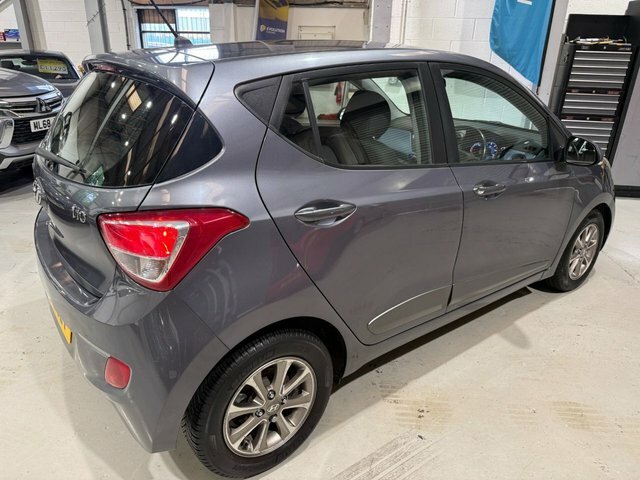 Hyundai I10 2015 1.2 Premium Hatchback Euro Grey #3