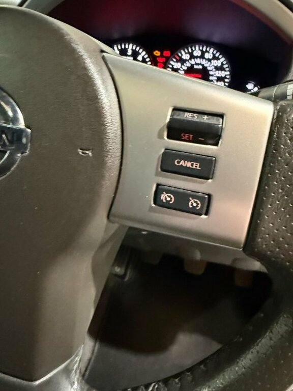Nissan Pathfinder Dci Tekna Grey #19